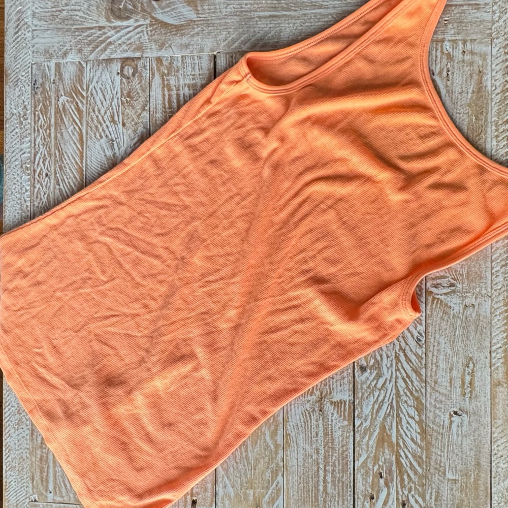 🧡 2 Long Tank Tops🧡 ~med - Picture 5 of 9